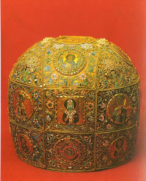126-ризница Кафедрального собора-ковчежец с мощами головы Св.Вла